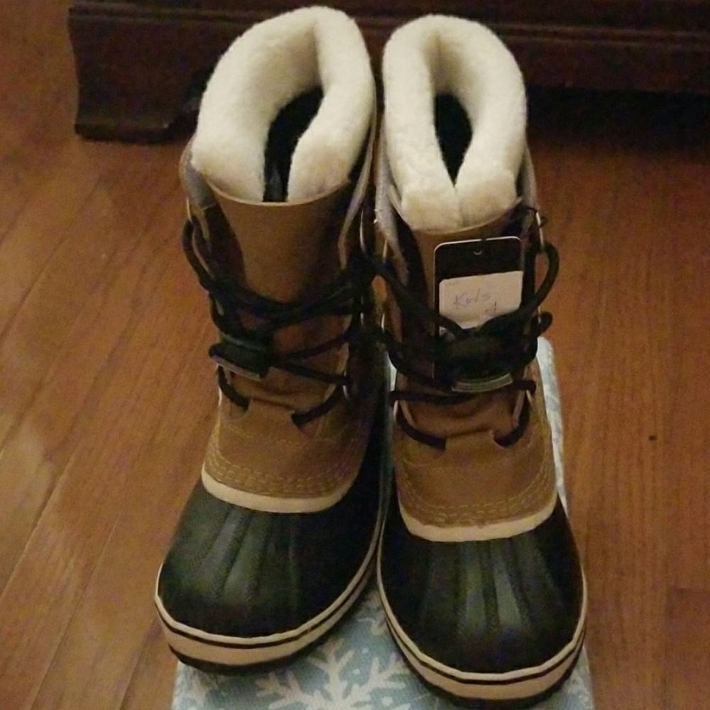 Kids boots